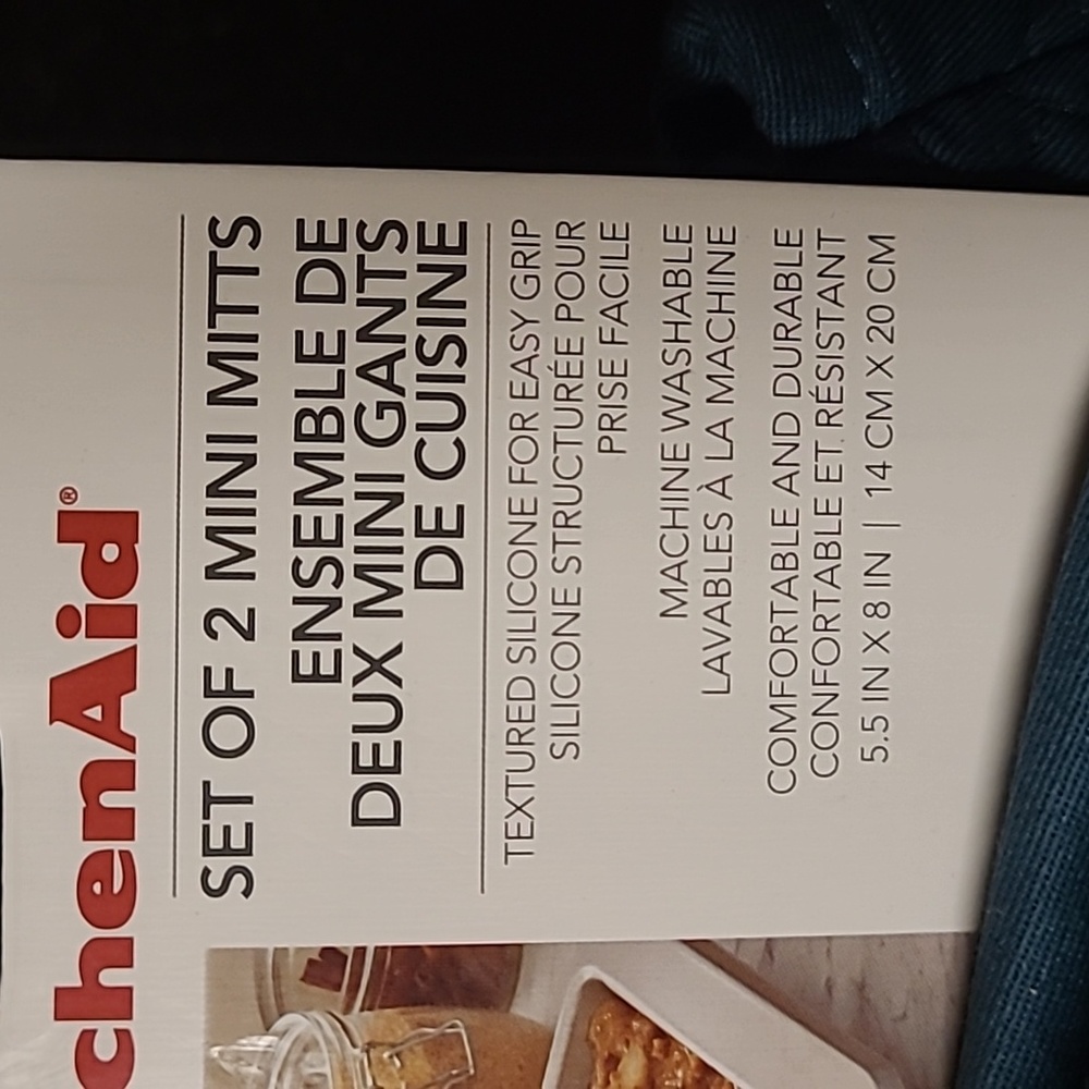 KitchenAid Mini Mitts - Picture 3 of 7